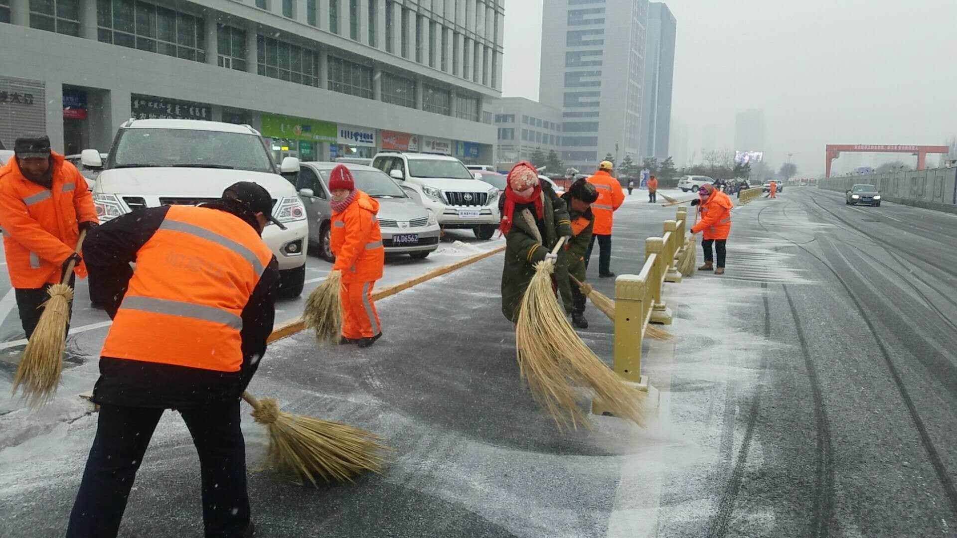 科尔沁左翼后旗环卫工保洁